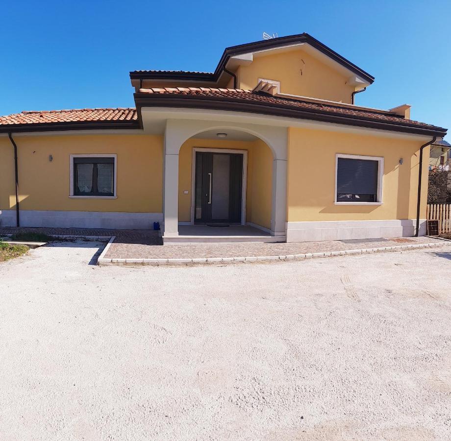 Horse House Bed & Breakfast Montella Exterior photo